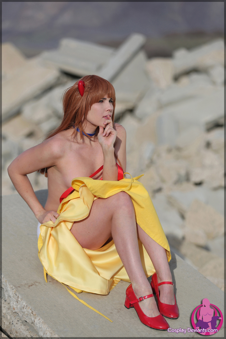 Asuka cosplay nude