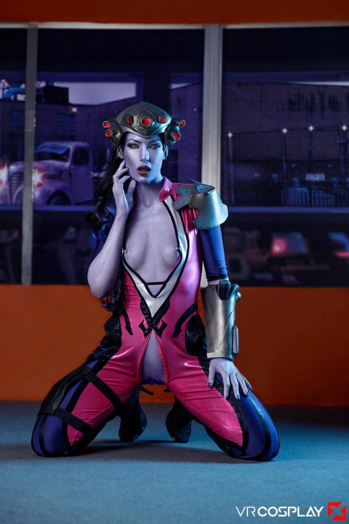 Tracer and Widowmaker – Zoe Doll – Alexa Tomas – Overwatch