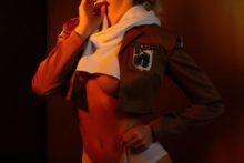 Annie Leonhardt – HollytWolf – Attack on Titan