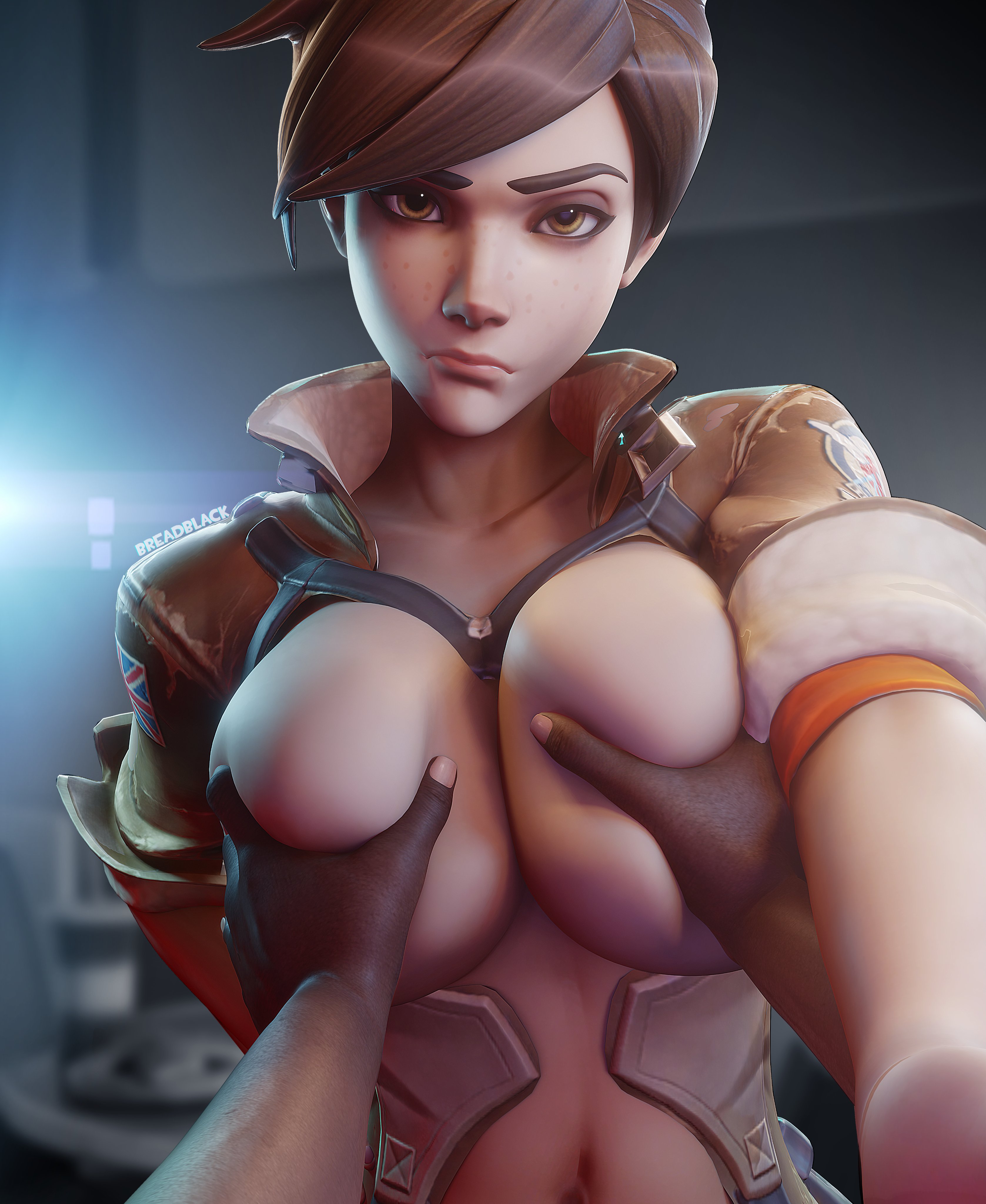 Tracer big tits