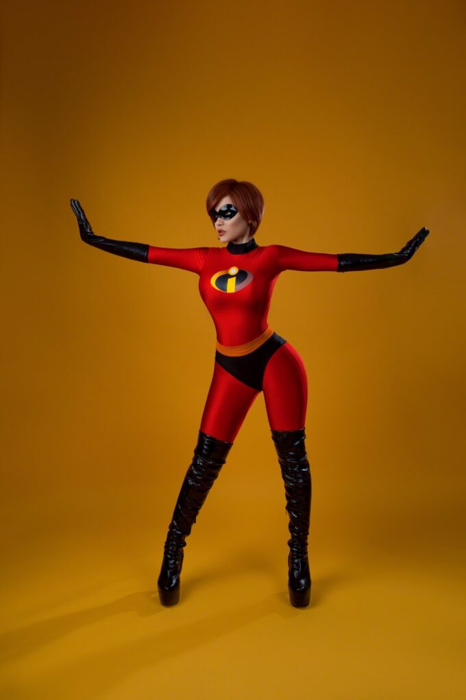 Helen Parr – Kalinka Fox – The Incredibles