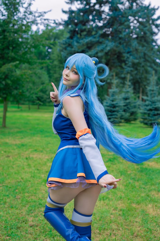 Aqua – Tsukides – Konosuba