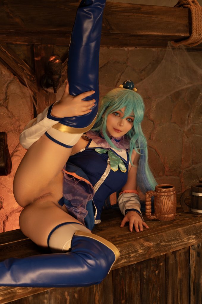 Aqua – Tsukides – Konosuba