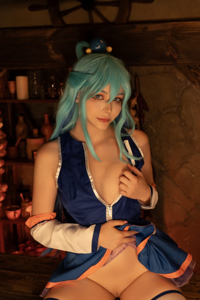 Aqua – Tsukides – Konosuba